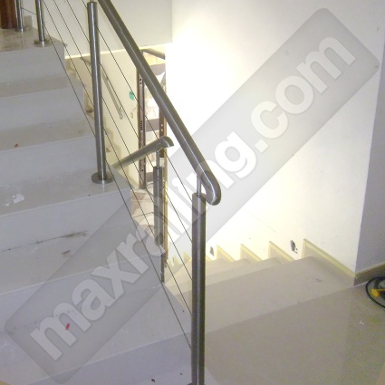 Иноксов парапет